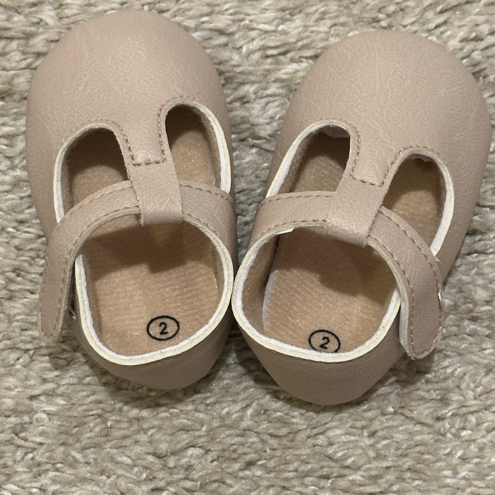Infant Mary Jane shoes NWOT
